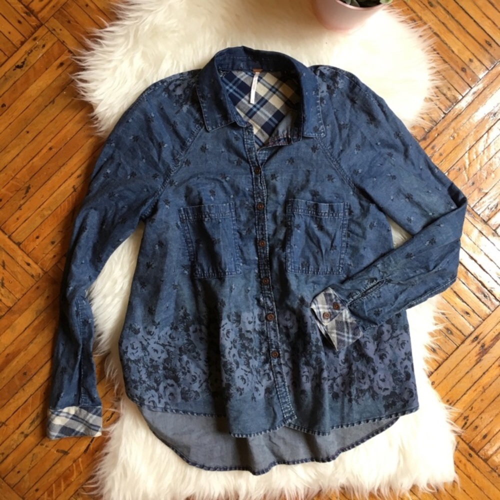 ✔️SOLD✔️ People Floral and Flannel Denim Shirt